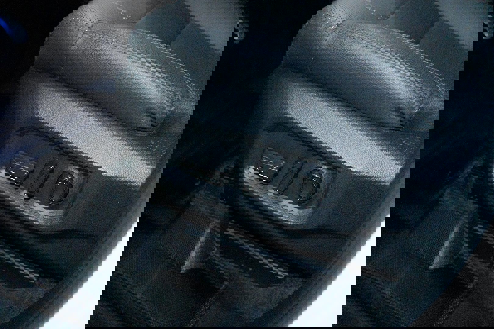 Used 2024 Toyota Tundra Limited image 35