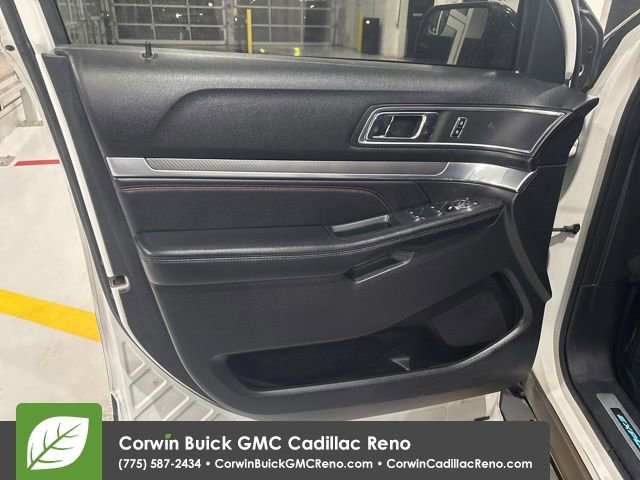 Used 2017 Ford Explorer Sport image 31
