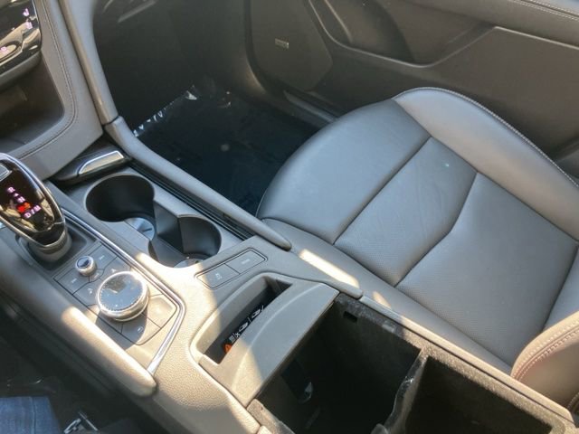 Used 2020 Cadillac XT5 Premium Luxury image 19