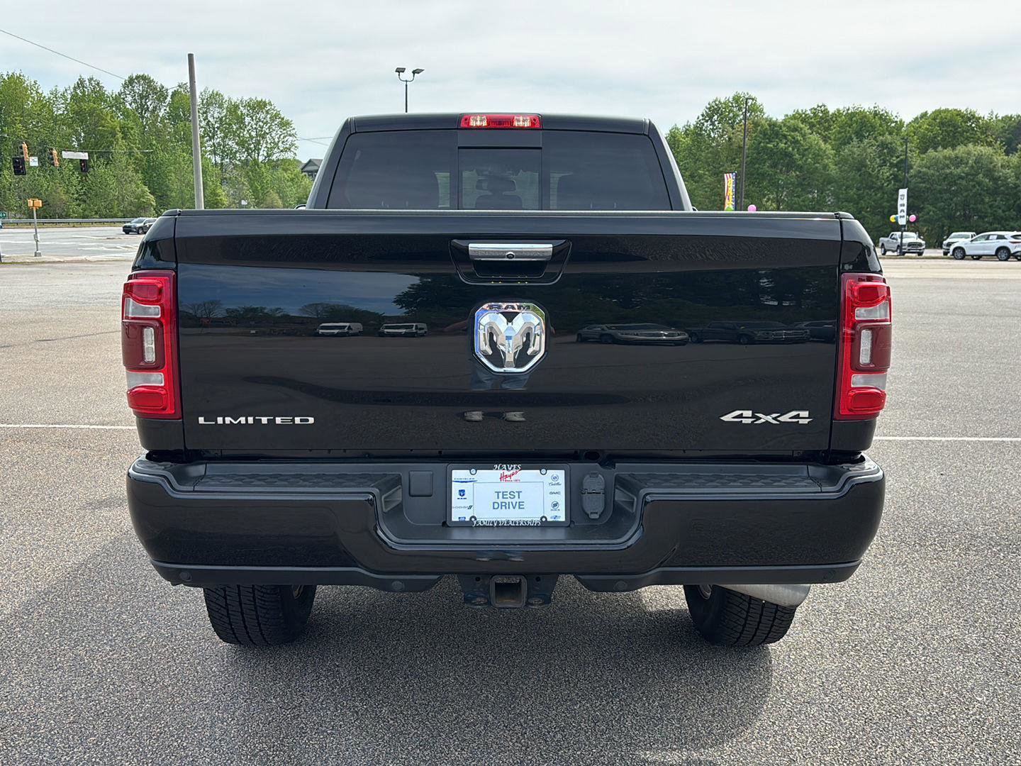 Used 2022 RAM 2500 Limited image 4