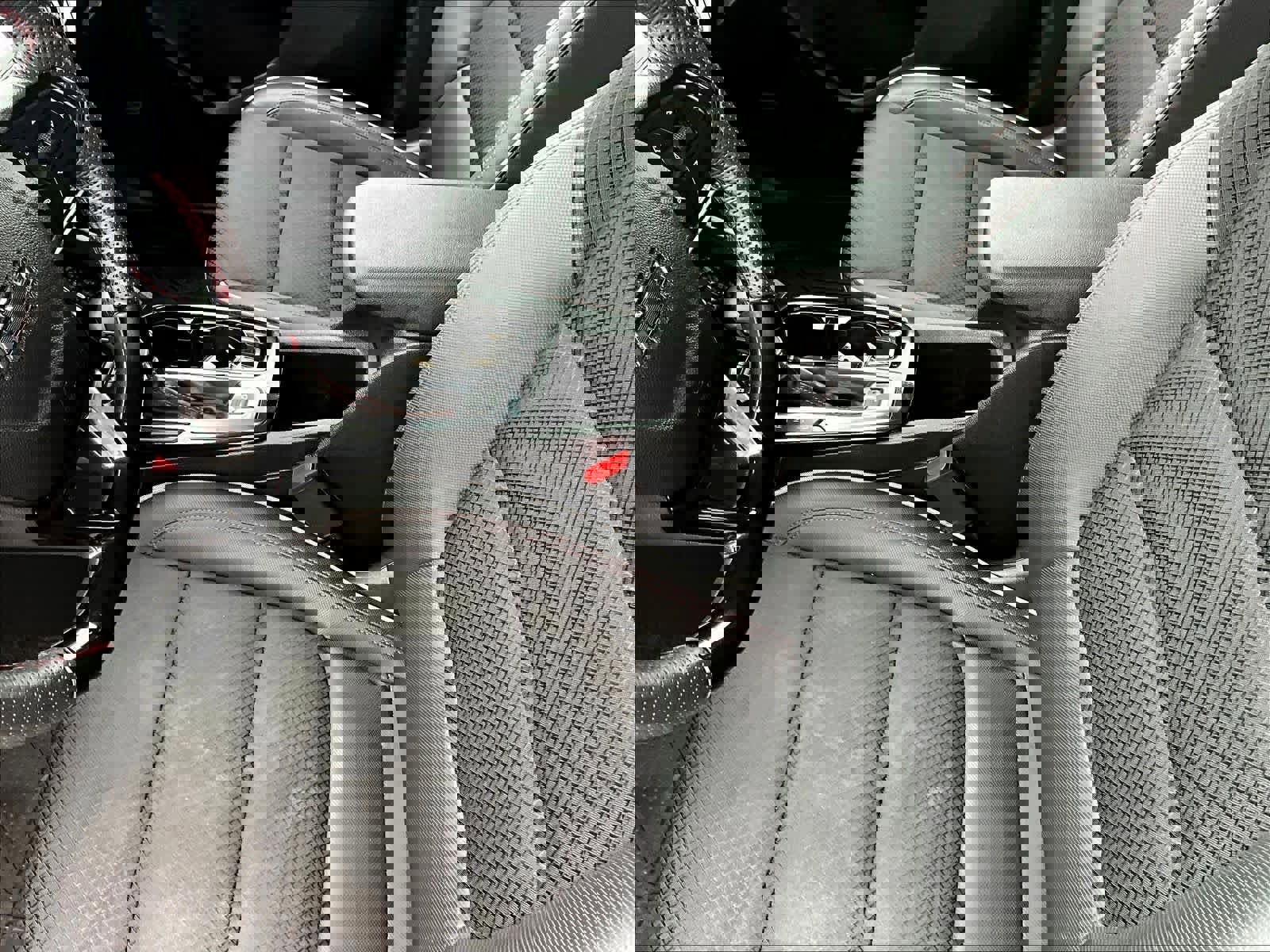 Used 2023 Chevrolet TrailBlazer RS w/ Technology Package AWD/4WD image 20