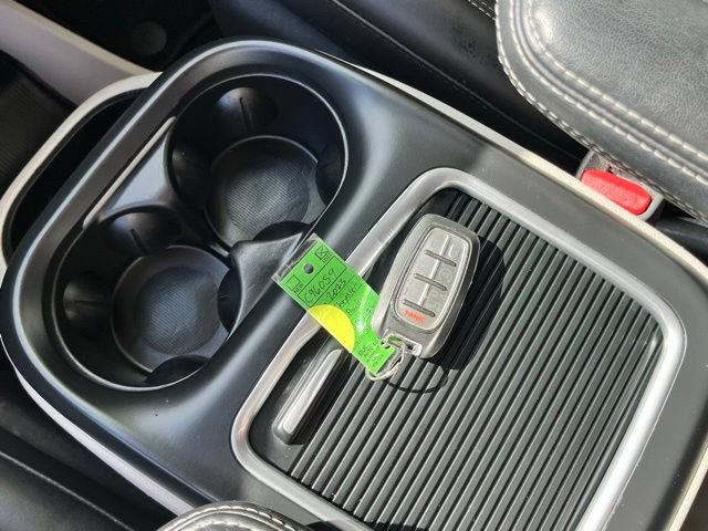 Used 2023 Chrysler Pacifica Touring-L FWD image 46