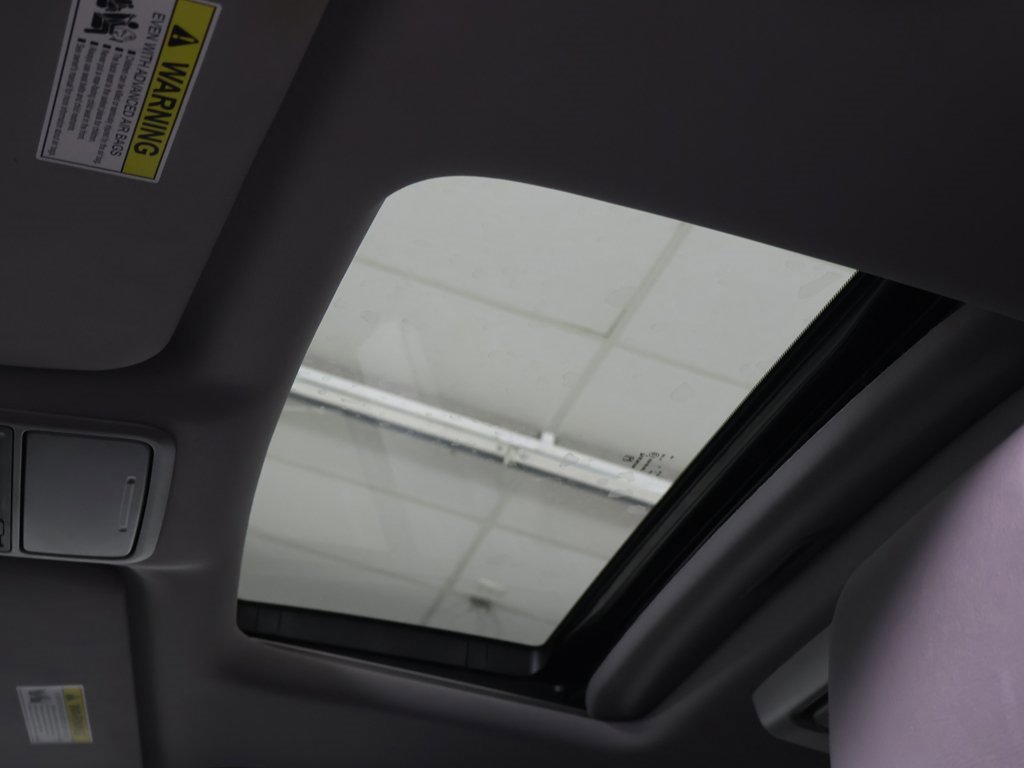 Used 2018 Honda Odyssey Elite image 27