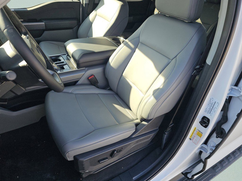 New 2025 Ford F150 Lightning Flash image 6