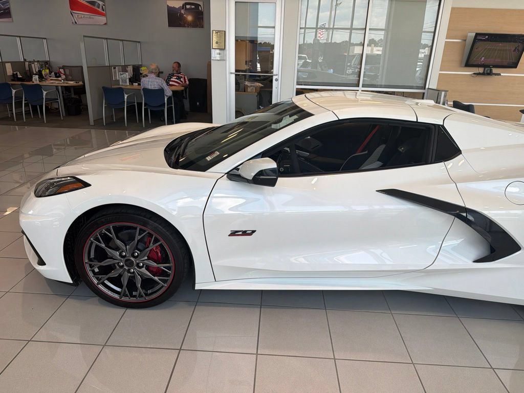 Certified 2023 Chevrolet Corvette Stingray Premium Conv RWD image 7