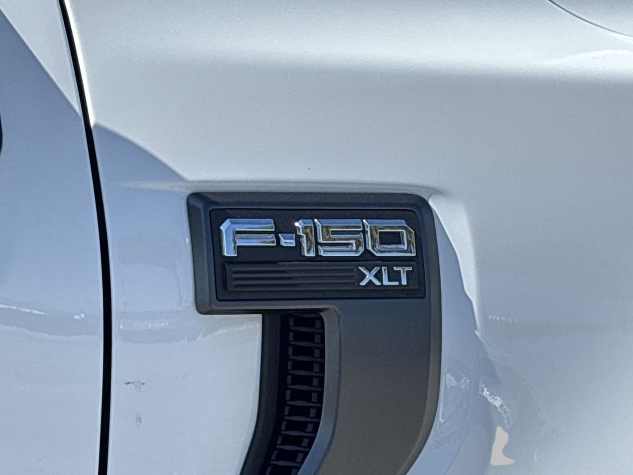 Used 2023 Ford F150 XLT w/ Equipment Group 302A High image 9