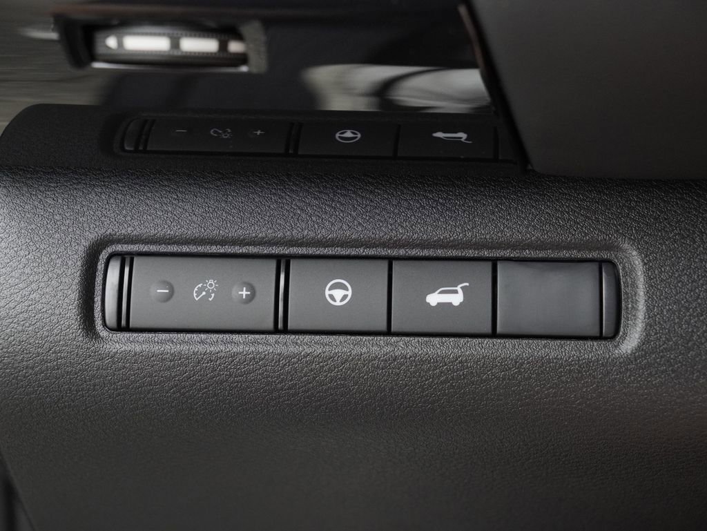 New 2026 Nissan Pathfinder SV FWD image 10