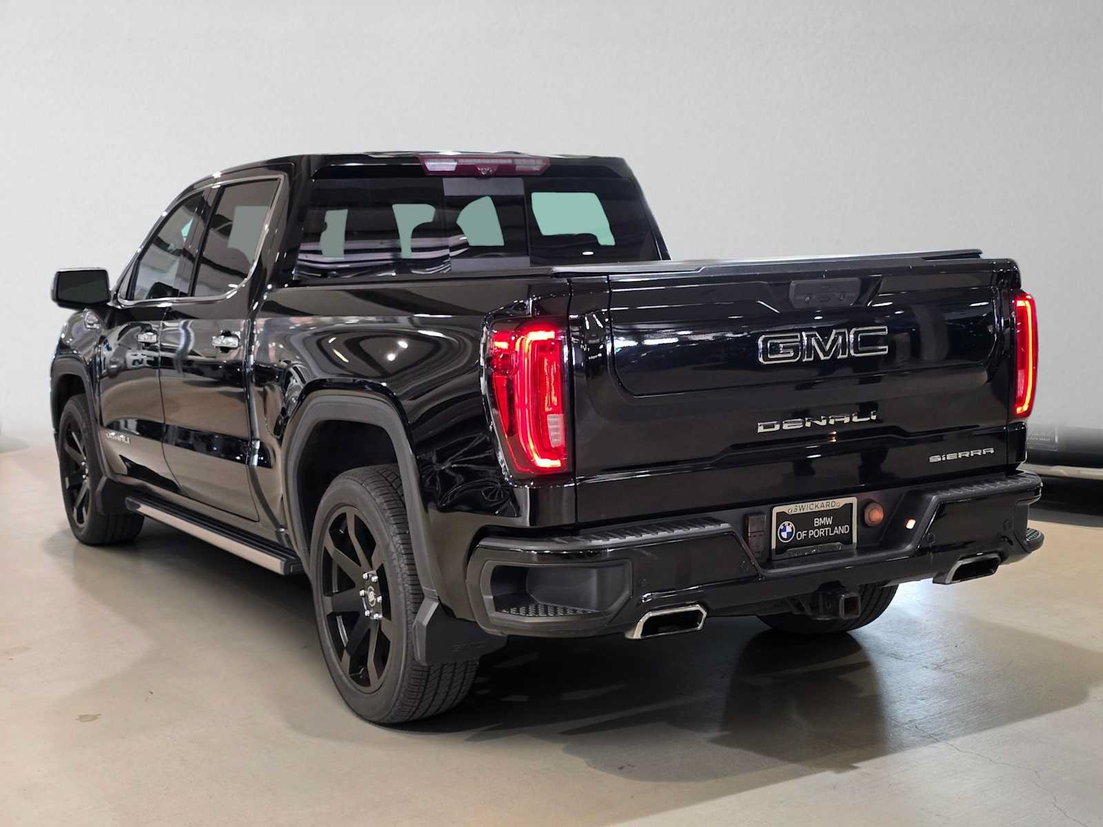 Used 2020 GMC Sierra 1500 Denali w/ Denali Ultimate Package AWD/4WD image 5