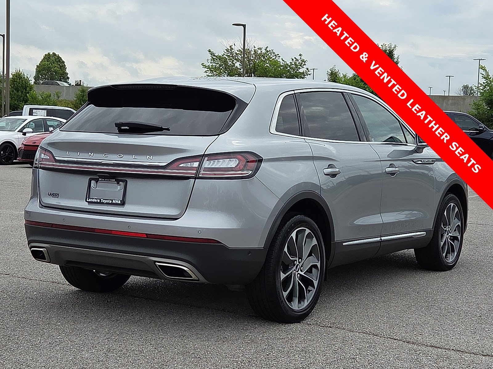 Used 2023 Lincoln Nautilus Reserve w/ Equipment Group 201A AWD/4WD image 5