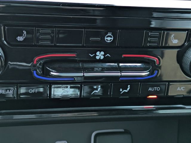 Certified 2024 Jeep Grand Cherokee Altitude image 23