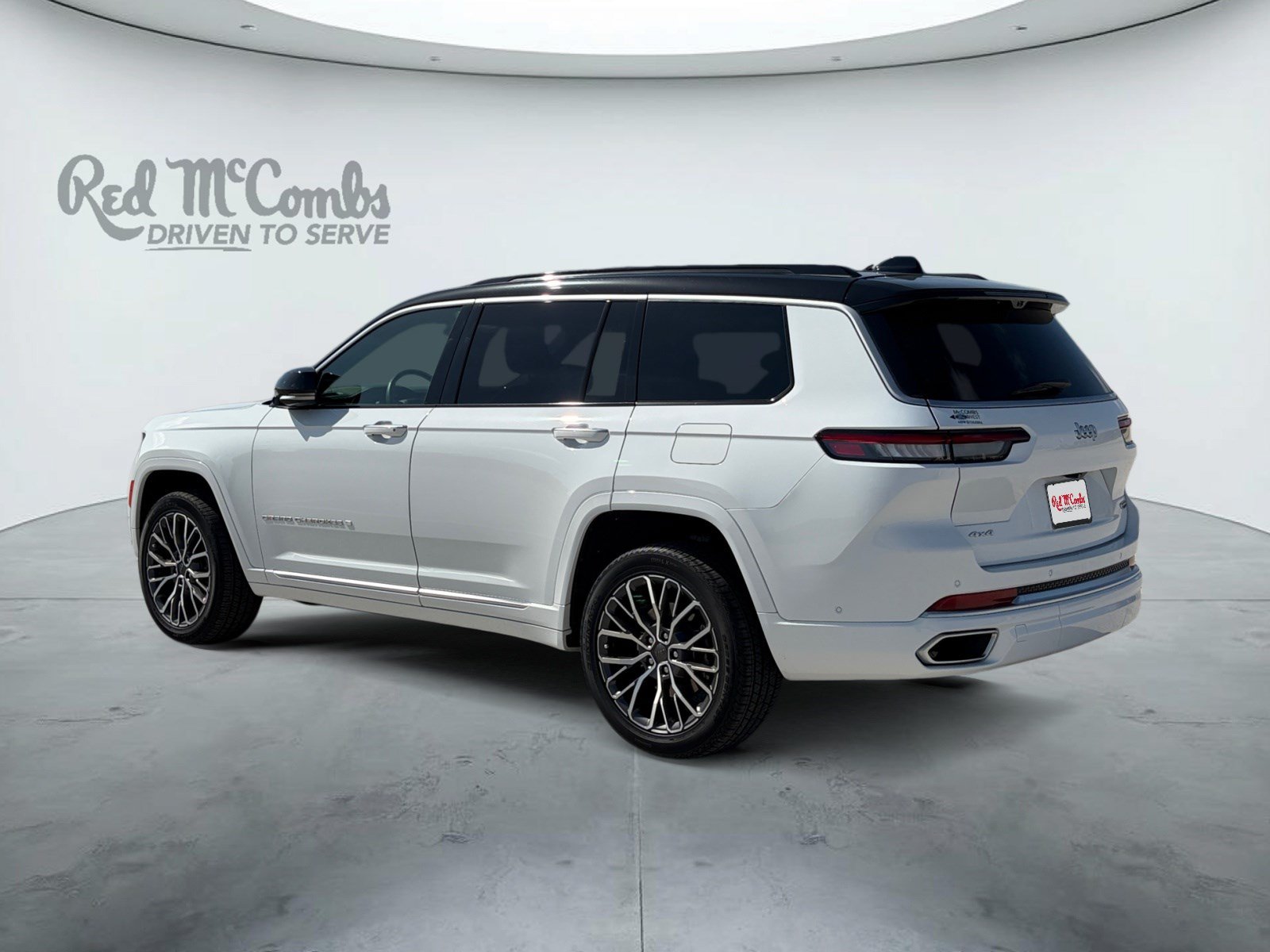Used 2025 Jeep Grand Cherokee L Summit AWD/4WD image 7