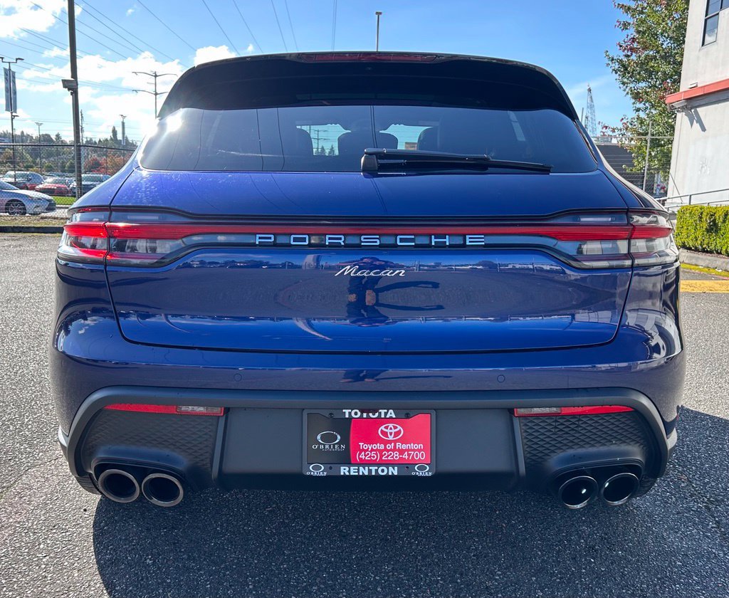 Used 2022 Porsche Macan AWD/4WD image 6