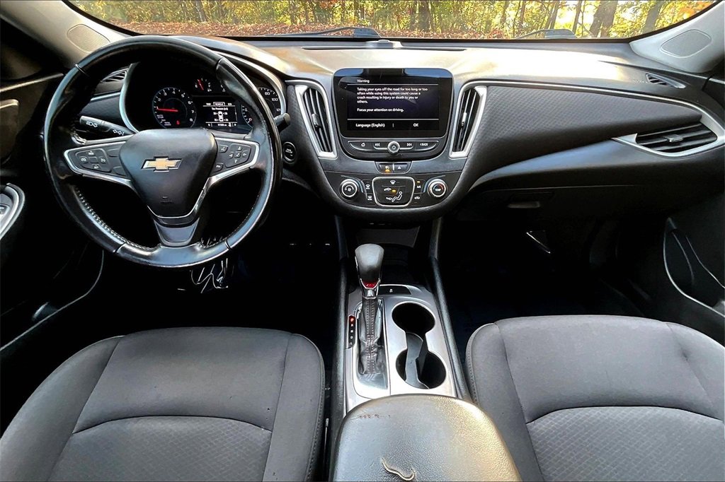 Certified 2021 Chevrolet Malibu RS w/ LPO, Floor Liner Package image 8