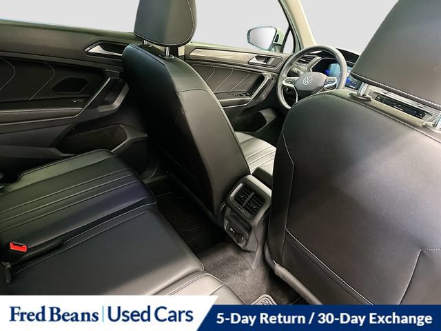 Used 2023 Volkswagen Tiguan SE FWD image 28