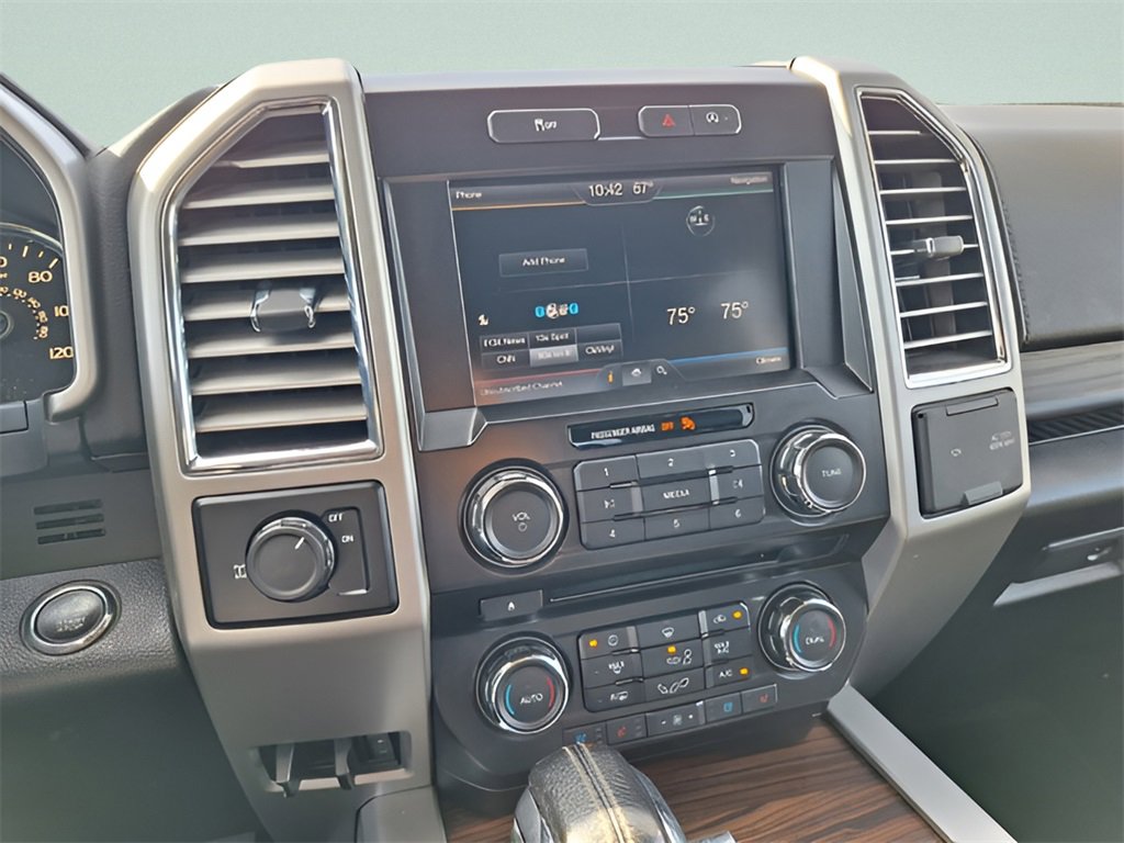 Used 2015 Ford F150 Lariat image 12