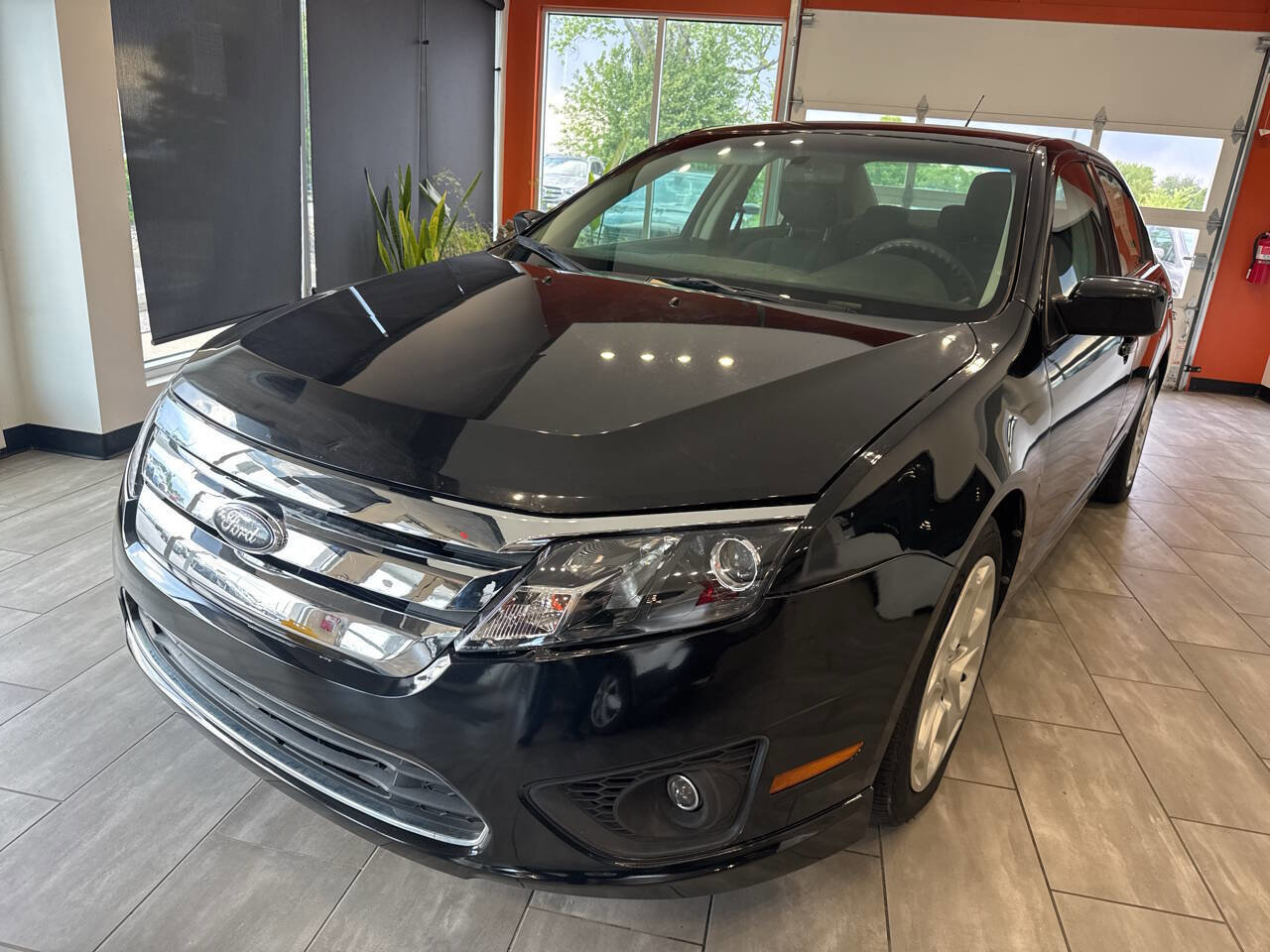 Used 2010 Ford Fusion SE FWD image 5