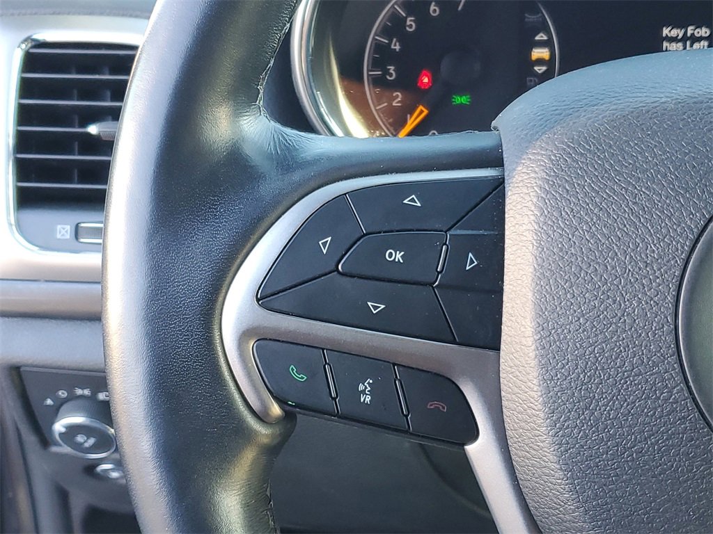 Used 2021 Jeep Grand Cherokee Laredo X image 12