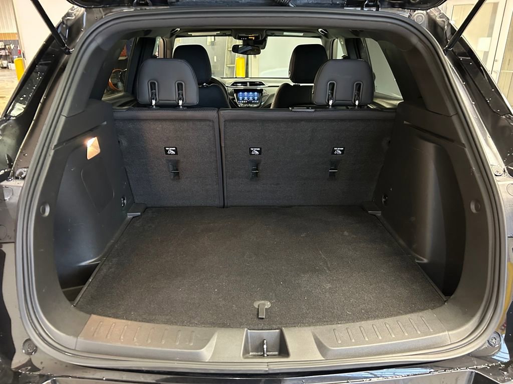 Used 2022 Chevrolet TrailBlazer RS w/ Technology Package image 6