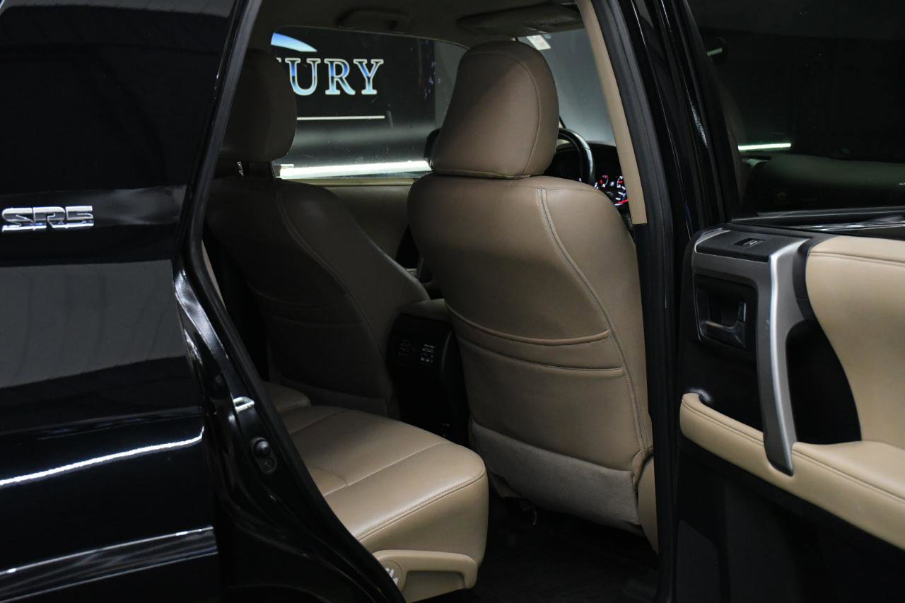 Used 2015 Toyota 4Runner SR5 image 31