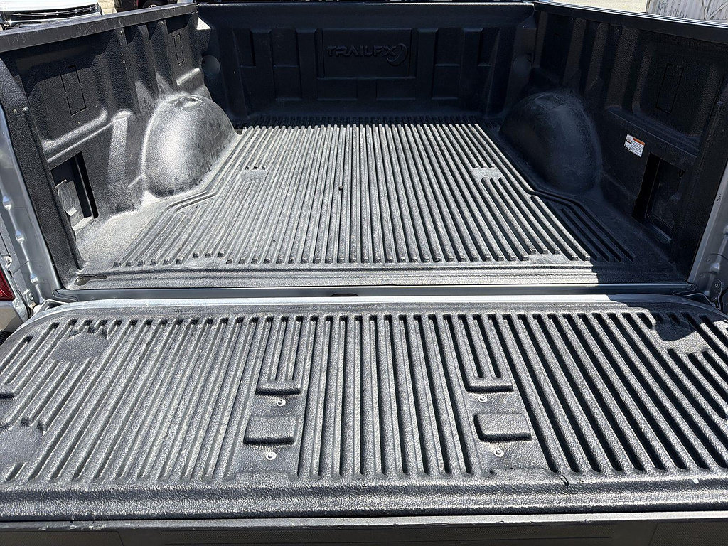 Used 2025 Ford F150 Lariat AWD/4WD image 25