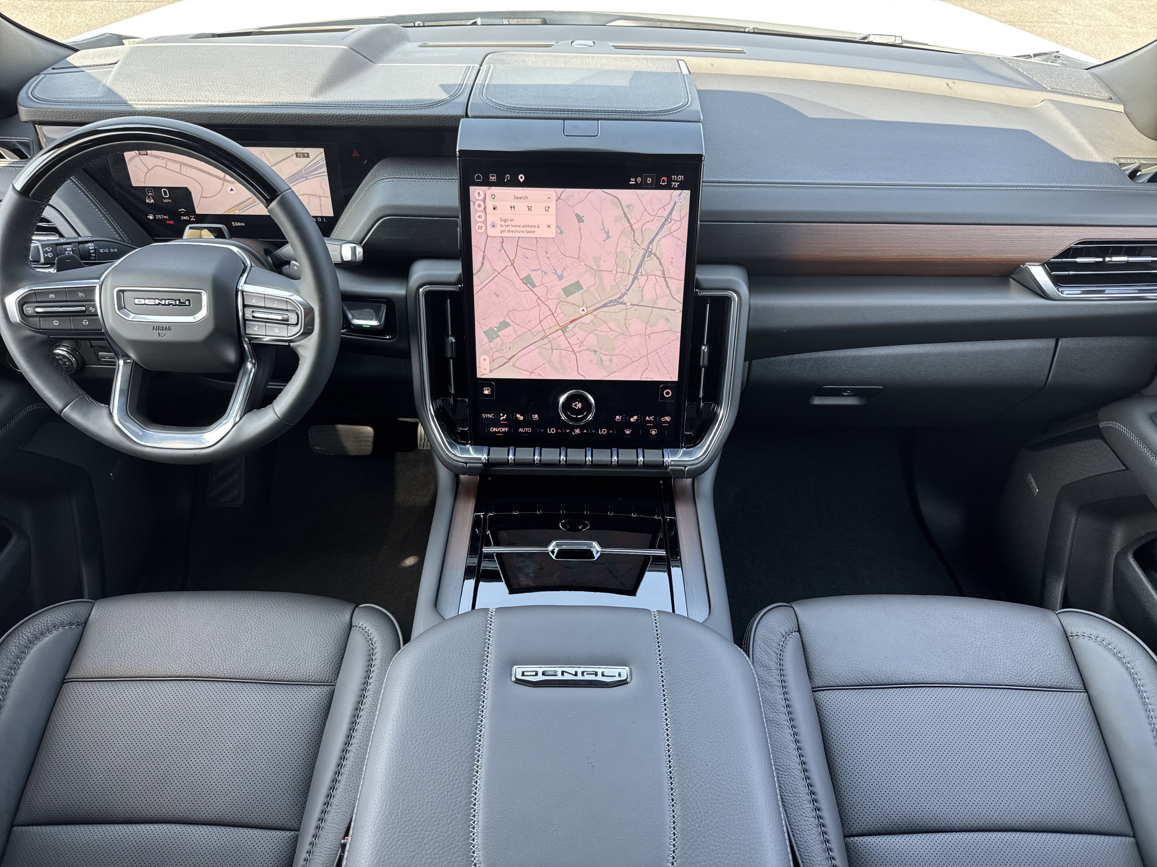 Used 2026 GMC Yukon XL Denali w/ Denali Reserve Package AWD/4WD image 30