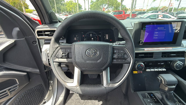 Used 2025 Toyota Tacoma SR5 AWD/4WD image 19