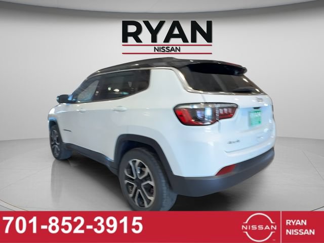 Used 2024 Jeep Compass Limited AWD/4WD image 5