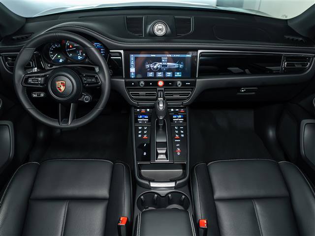 New 2026 Porsche Macan image 20