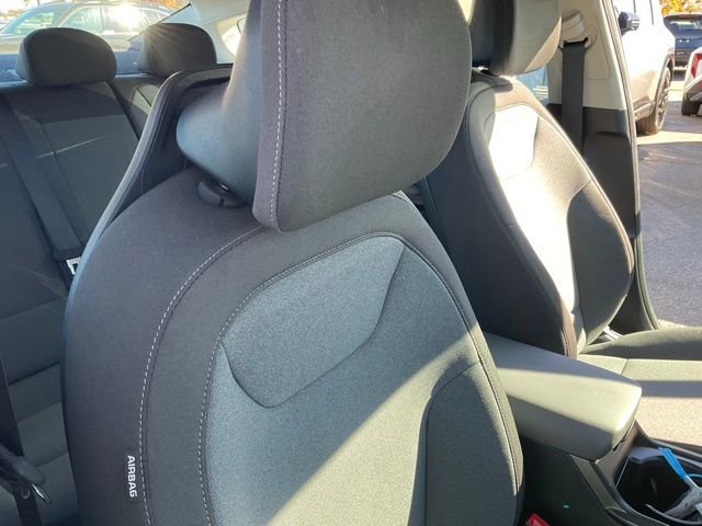 New 2025 Kia K4 LXS image 45