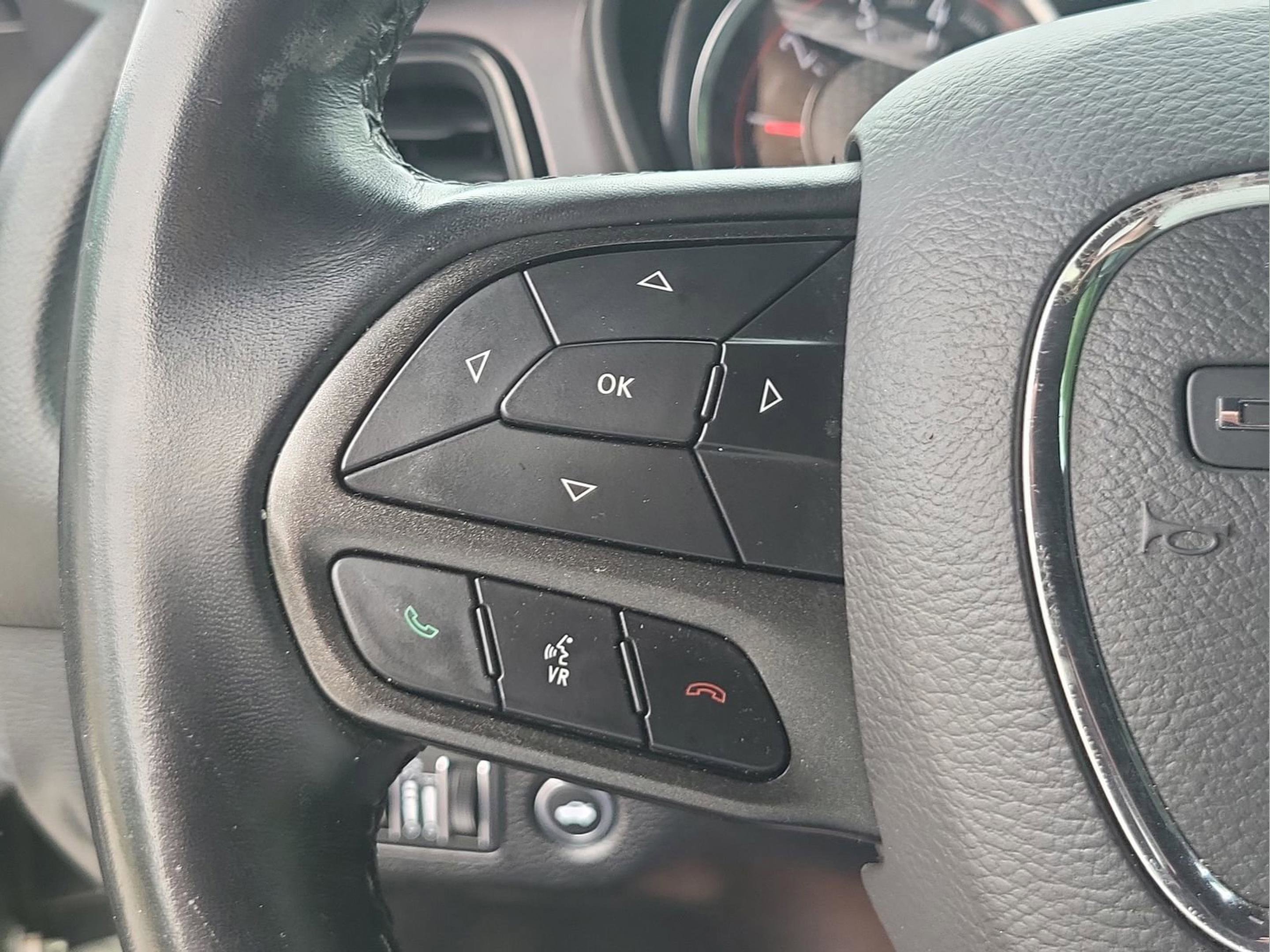 Used 2020 Dodge Challenger SXT image 13