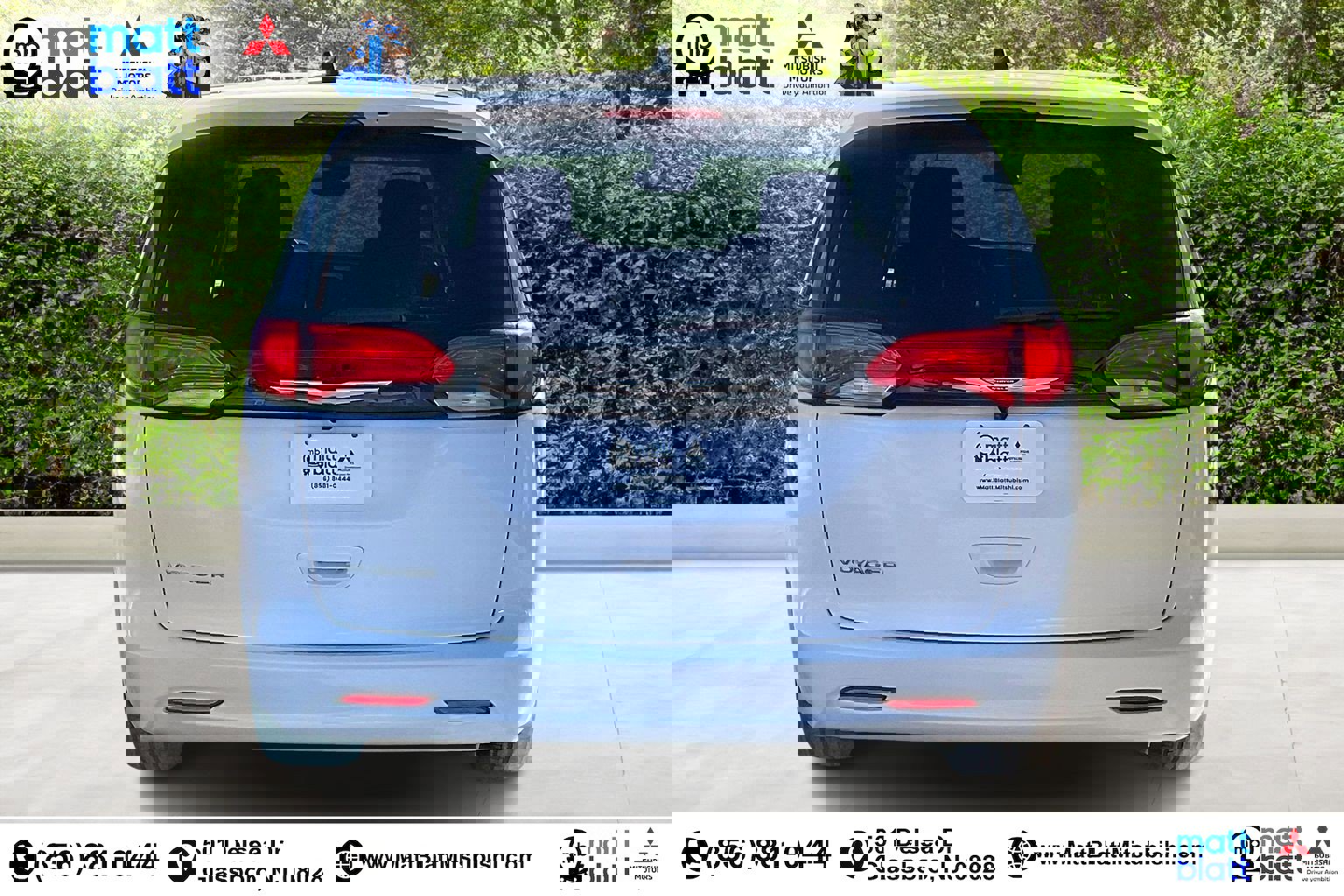 Used 2023 Chrysler Voyager LX image 5