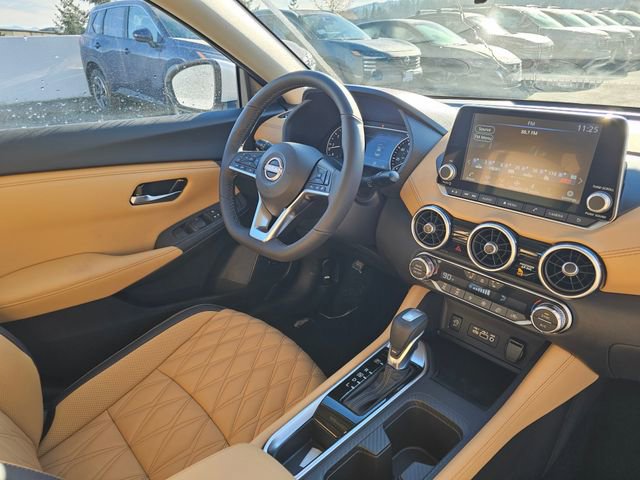 Used 2025 Nissan Sentra SV w/ SV Premium Package image 10