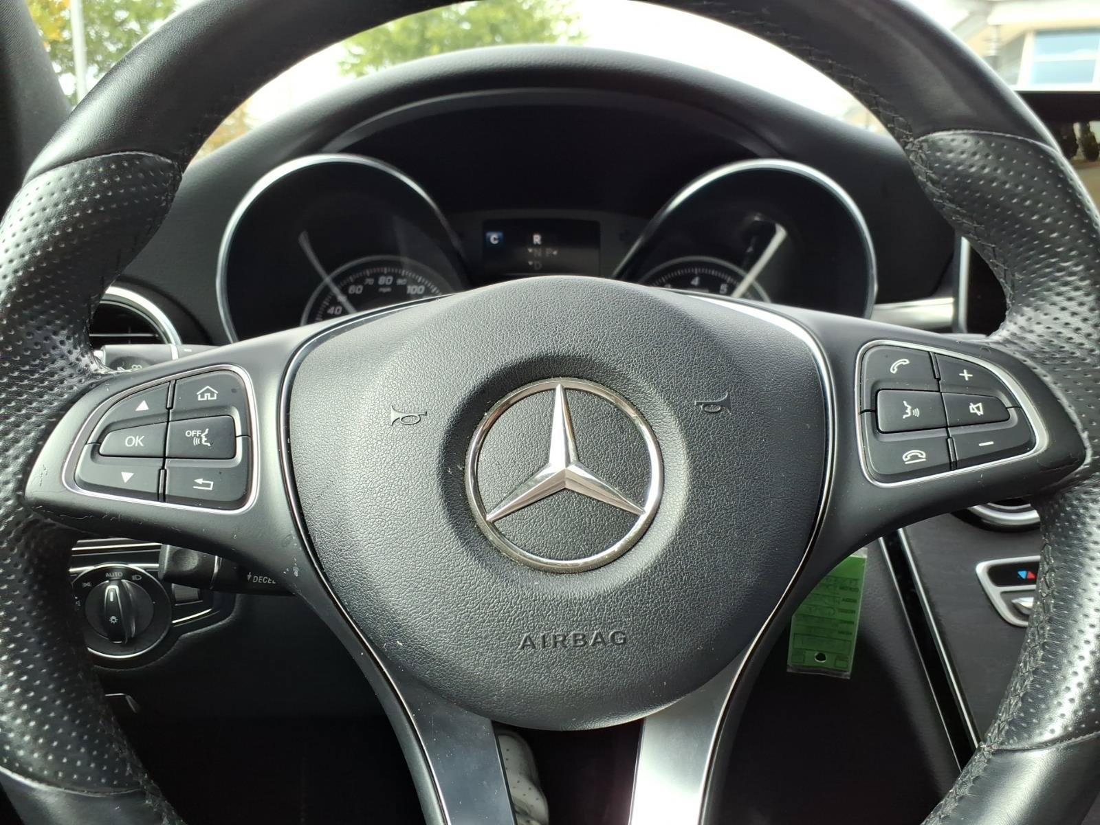 Used 2018 Mercedes-Benz C 300 4MATIC Sedan image 23