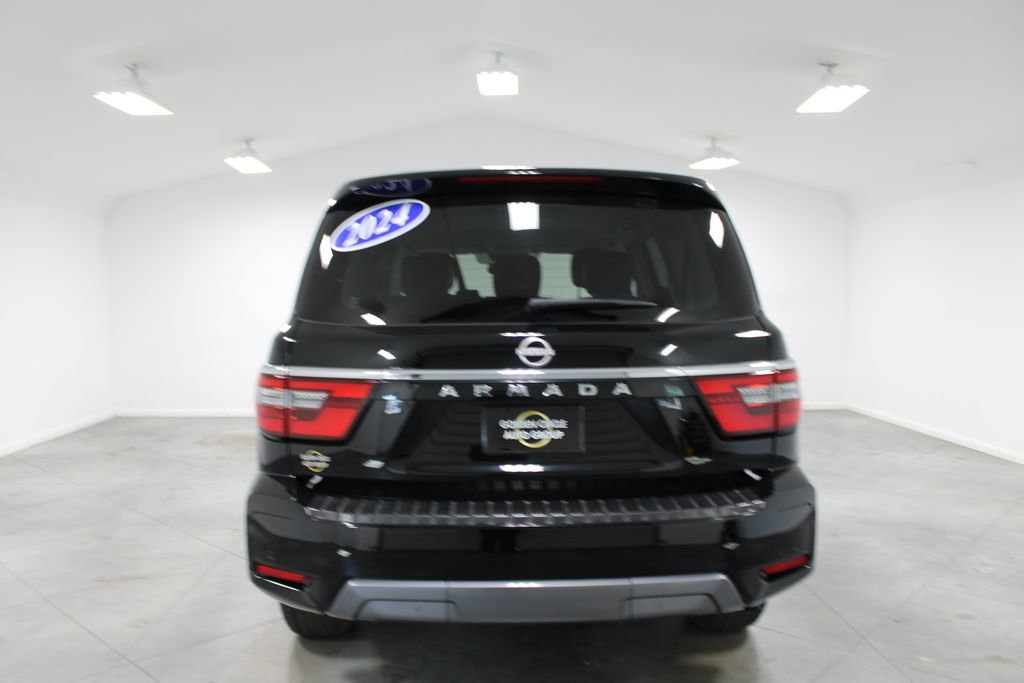 Used 2024 Nissan Armada SV AWD/4WD image 8
