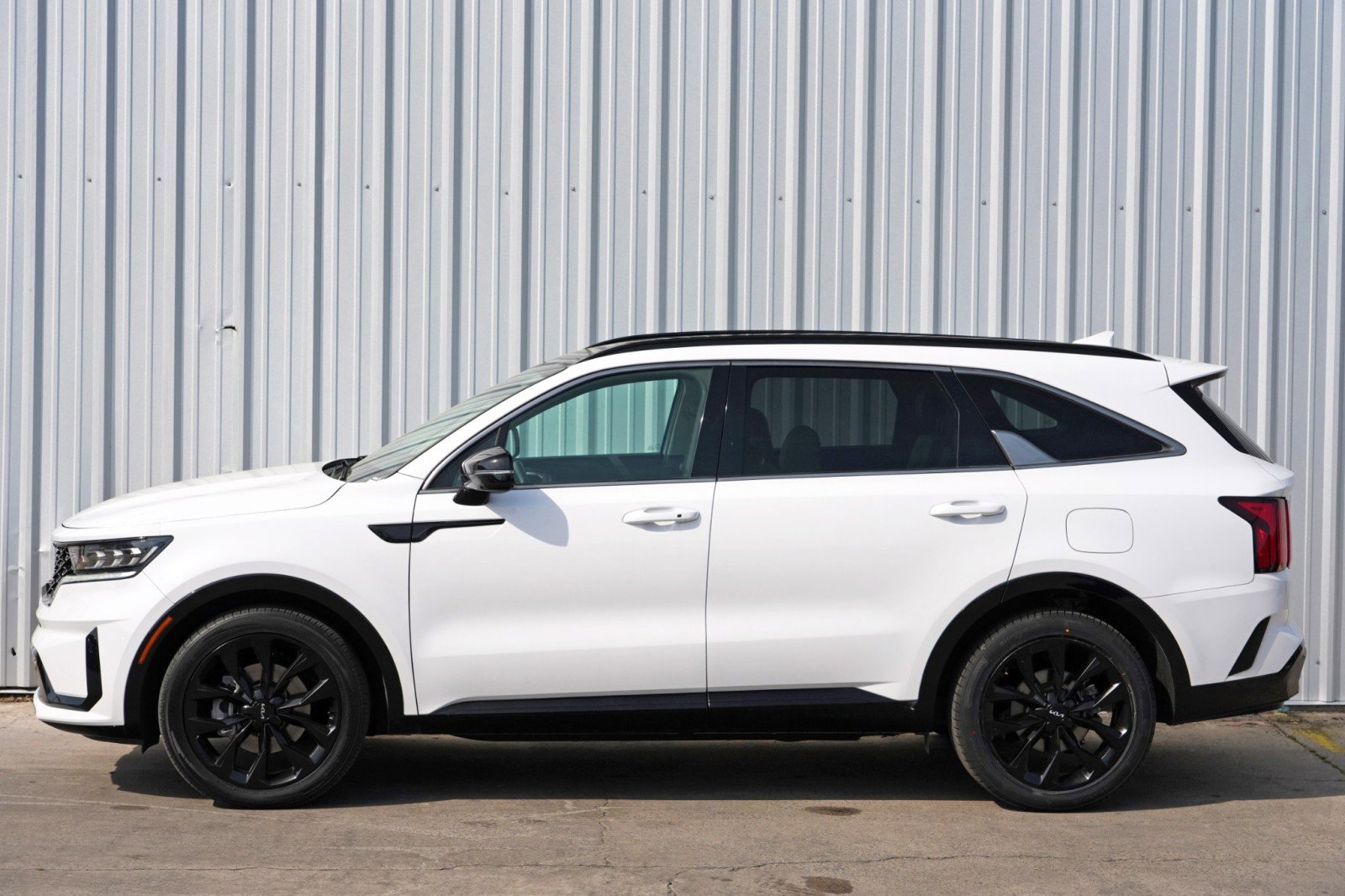 Used 2022 Kia Sorento SX image 48