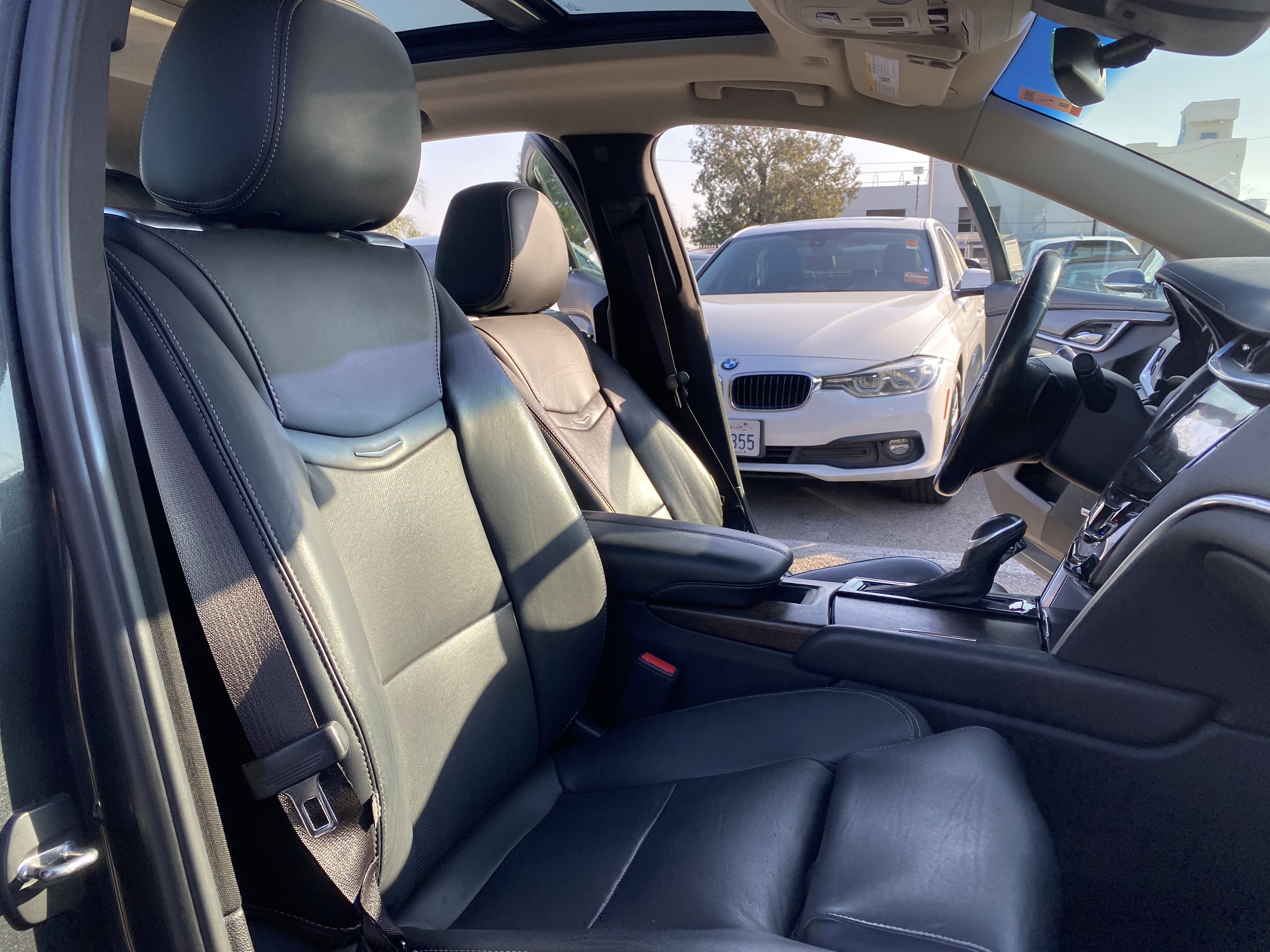 Used 2018 Cadillac XTS Premium Luxury FWD image 23