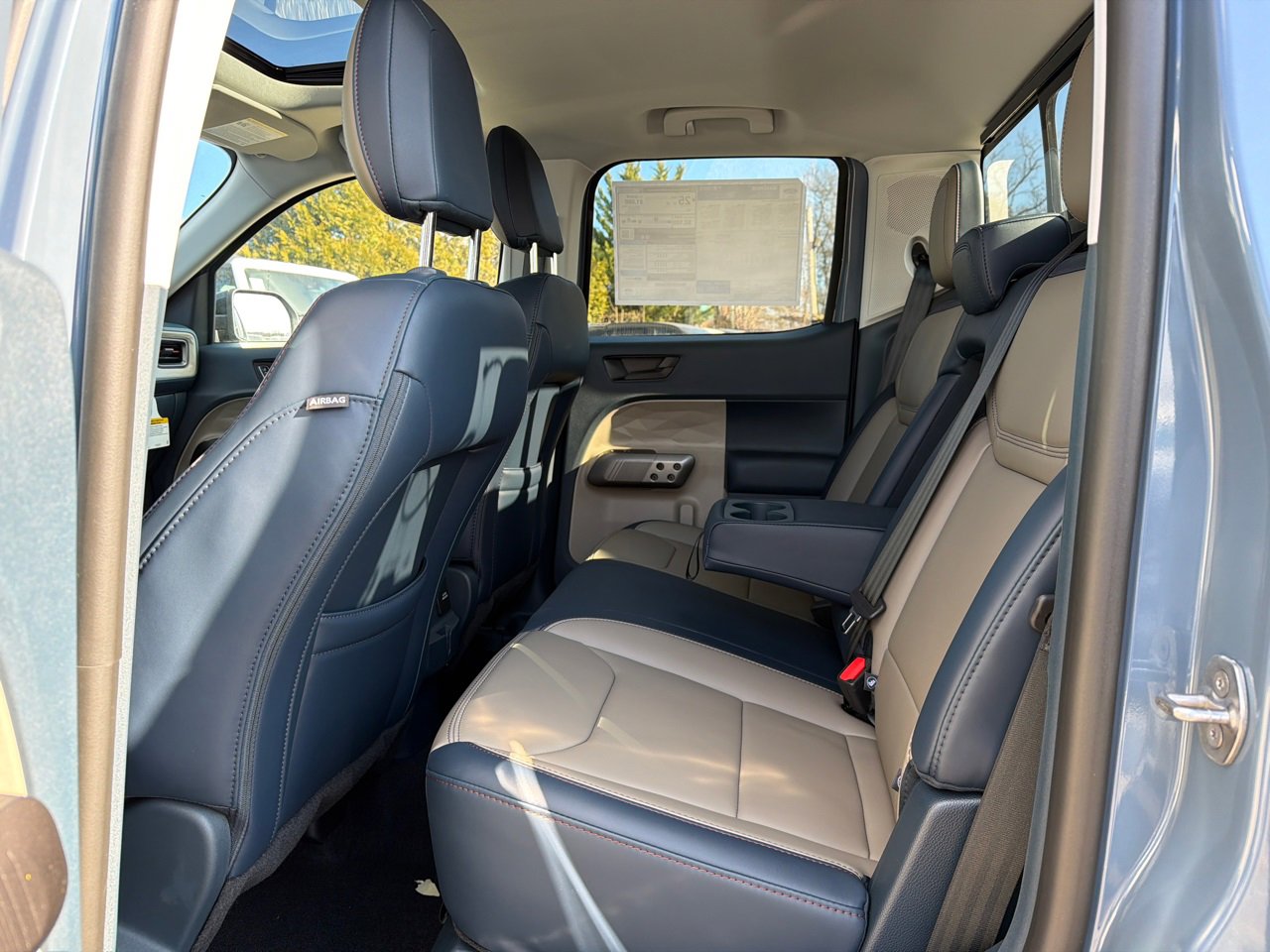 New 2025 Ford Maverick Lariat w/ 4K Tow Package image 15