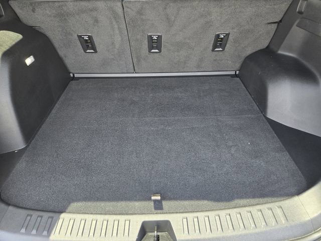 Used 2025 GMC Terrain Elevation w/ Elevation Premium Package AWD/4WD image 31