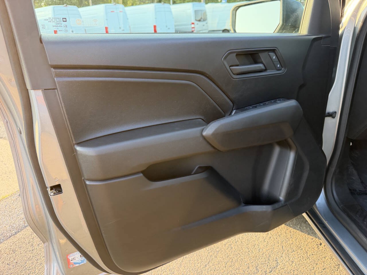 Used 2024 Chevrolet Colorado W/T RWD image 11