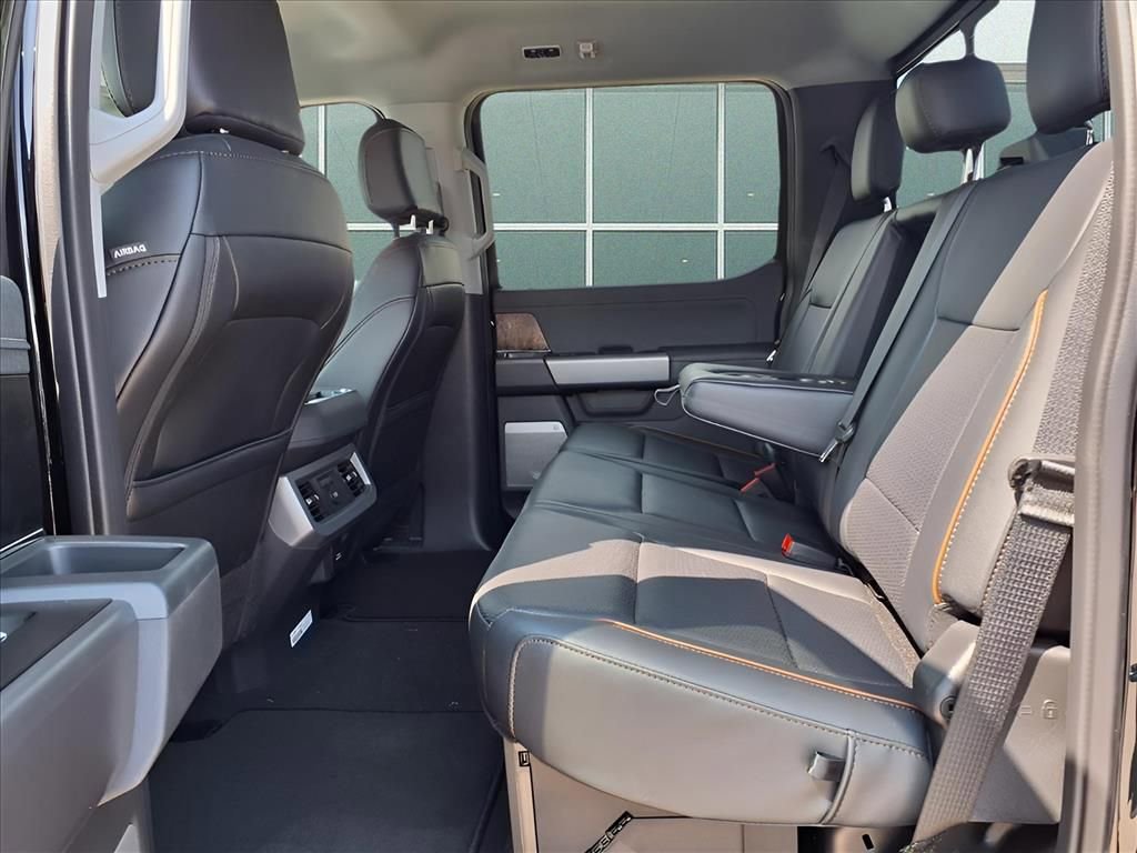 New 2026 Ford F250 Lariat w/ Black Appearance Package image 27