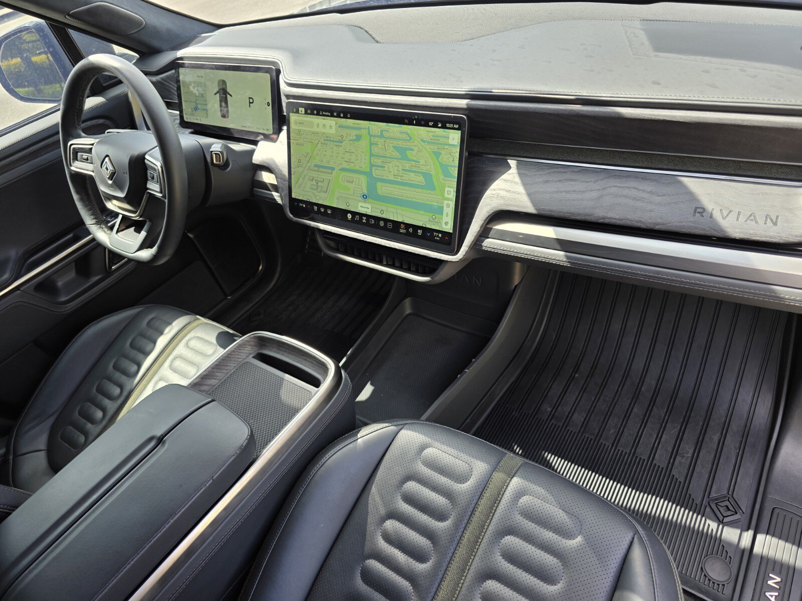 Used 2022 Rivian R1S Launch Edition AWD/4WD image 30