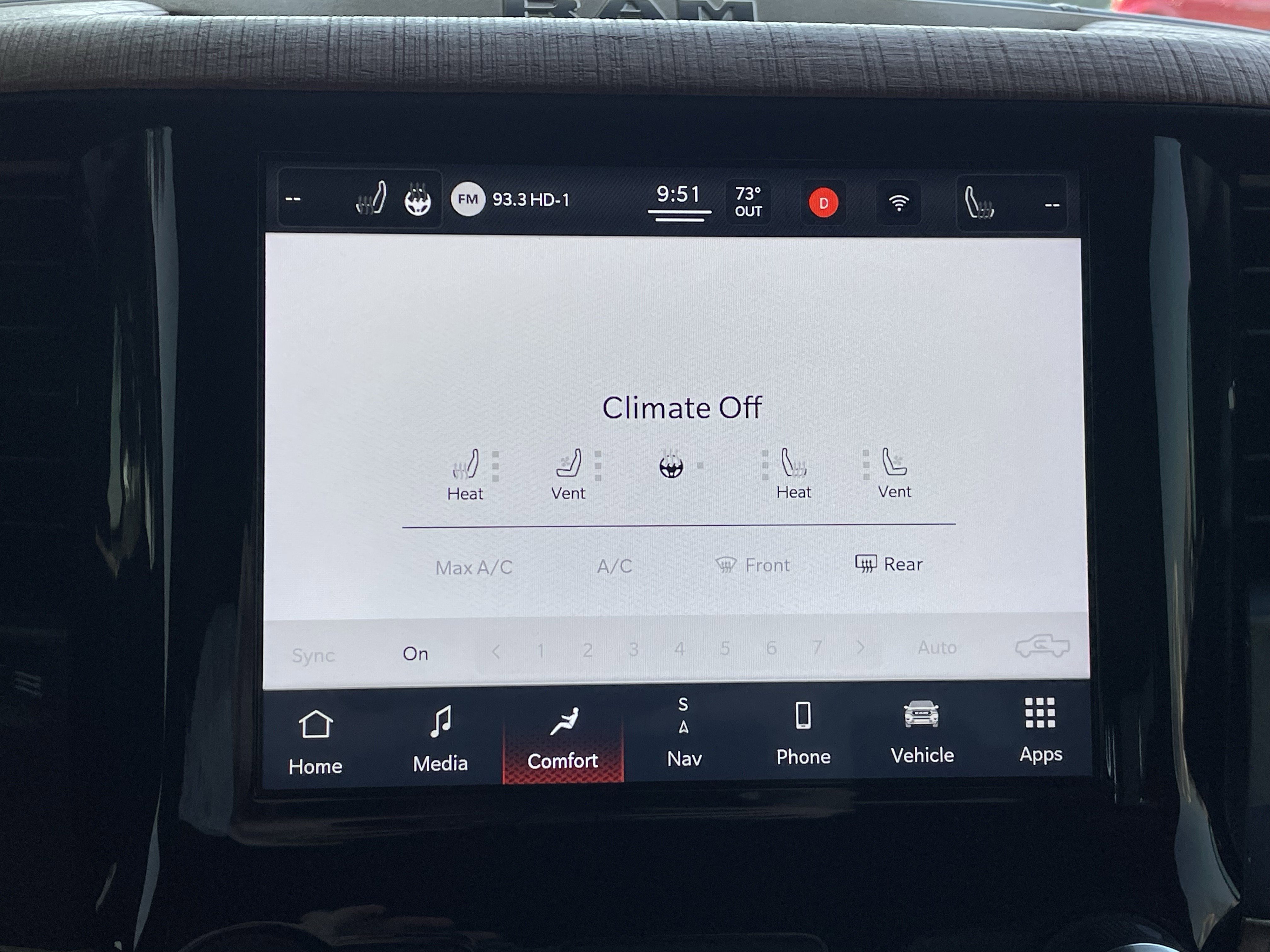 Used 2022 RAM 1500 Limited w/ Body Color Bumper Group image 30