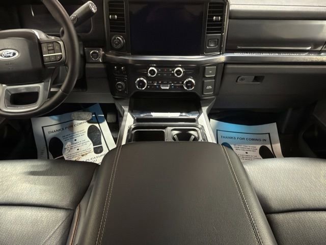 Used 2025 Ford F350 Lariat w/ Lariat Ultimate Package AWD/4WD image 15