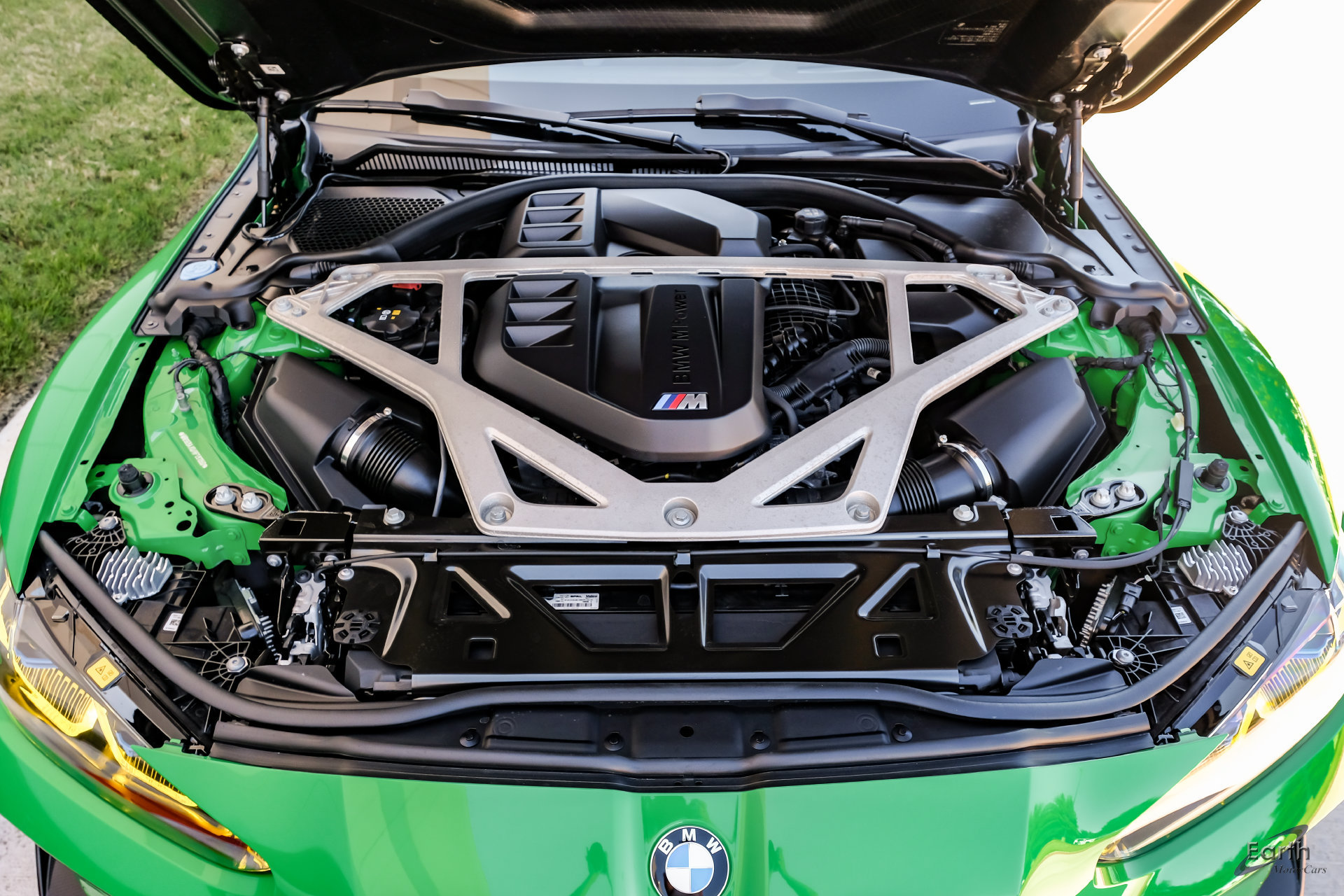 Used 2024 BMW M3 CS w/ M Driver's Package AWD/4WD image 4
