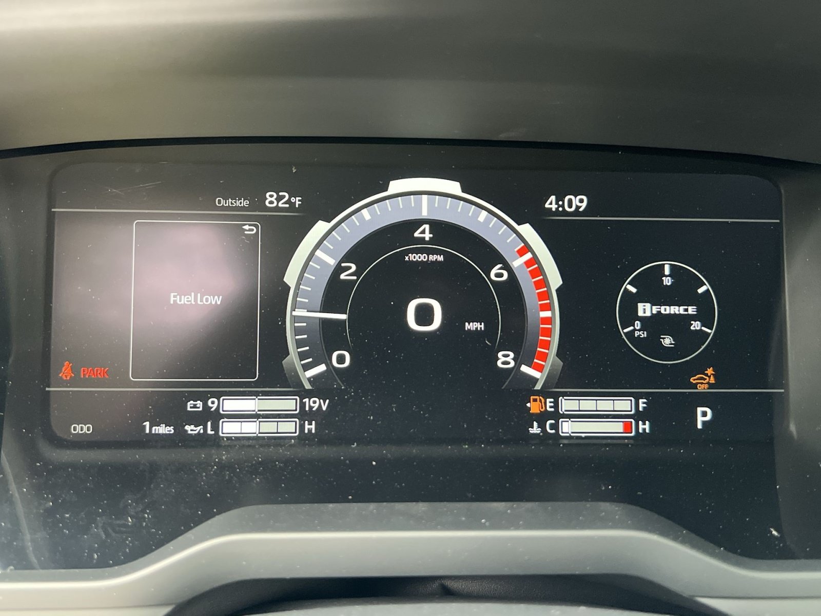 New 2026 Toyota Tundra Limited AWD/4WD image 12