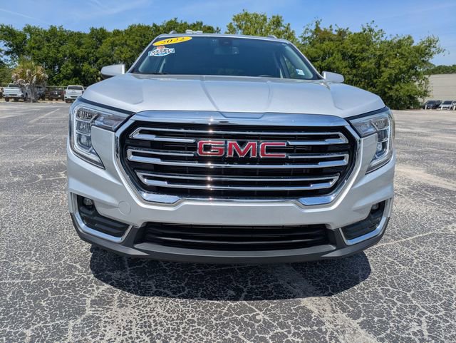 Used 2022 GMC Terrain SLT w/ Infotainment Package II FWD image 9