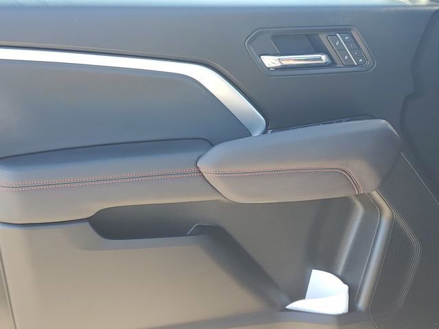 Used 2023 Chevrolet Colorado Z71 w/ Z71 Convenience Package 2 image 25