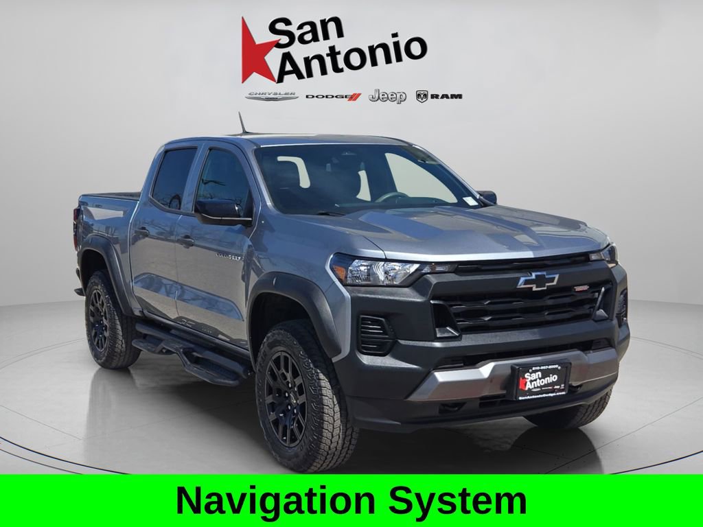 Used 2024 Chevrolet Colorado Trail Boss w/ Advanced Trailering Package image 2