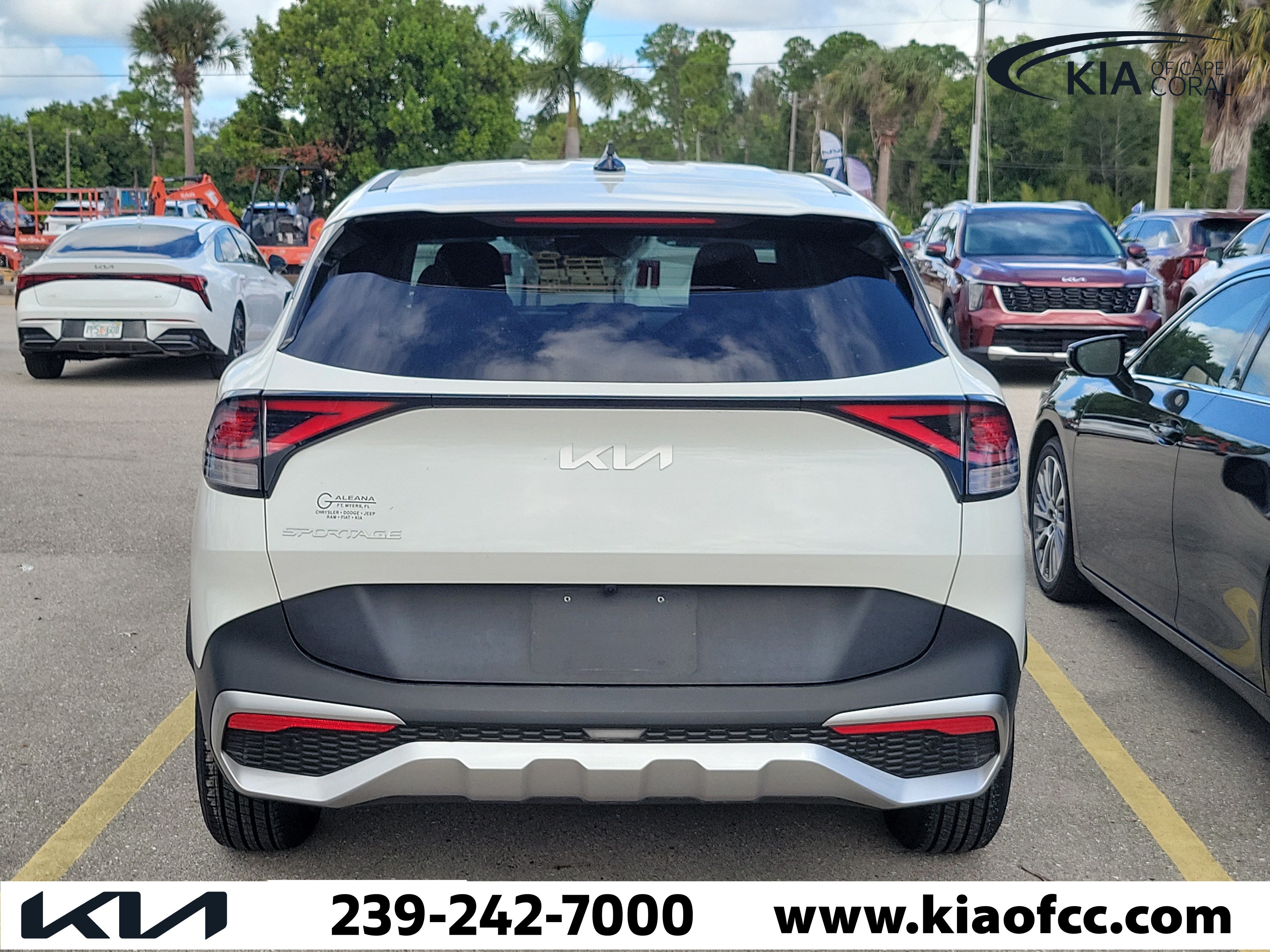 Certified 2024 Kia Sportage LX FWD image 5