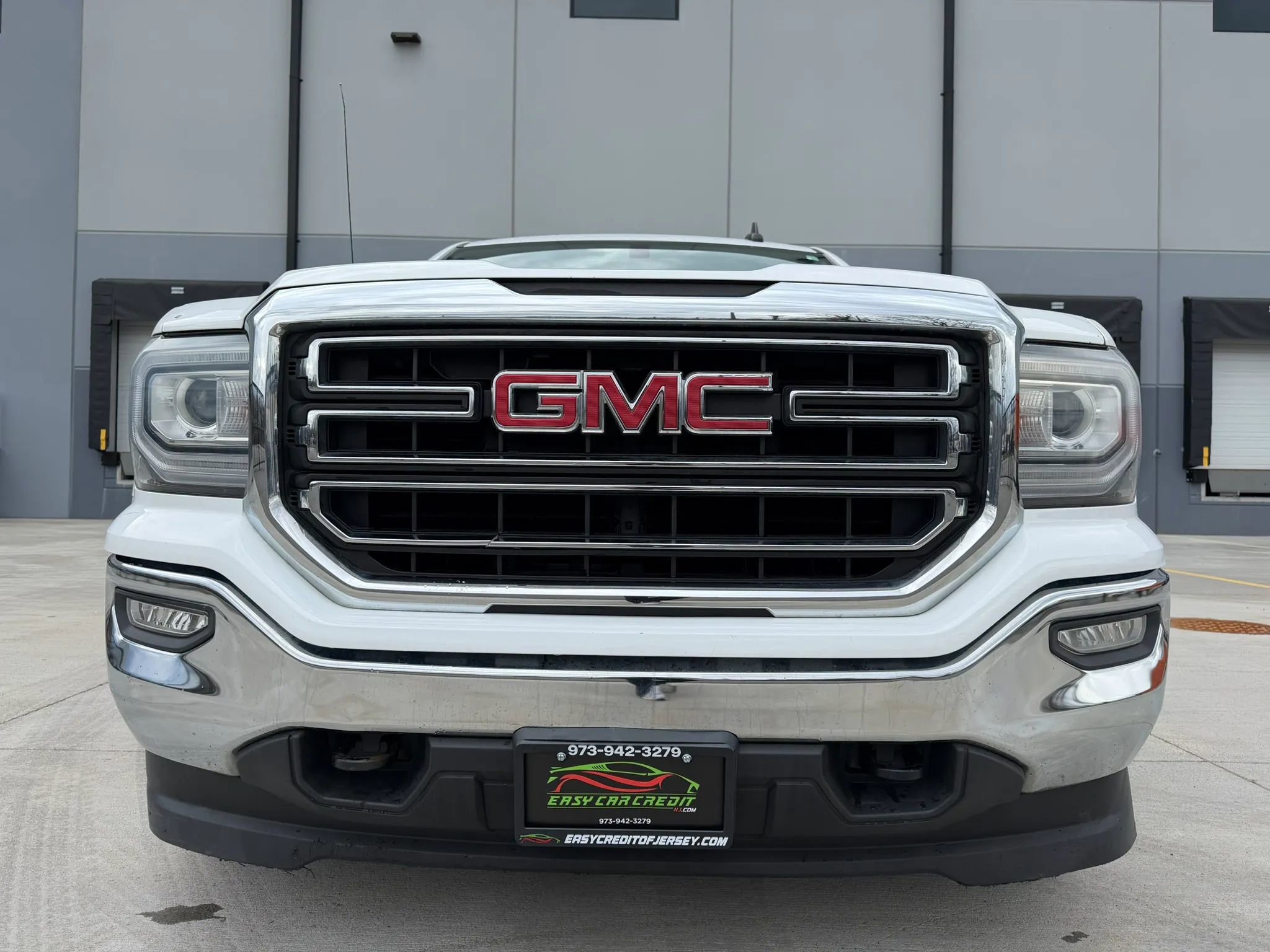 Used 2018 GMC Sierra 1500 SLE w/ SLE Value Package image 12